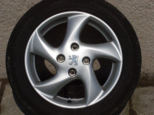 dandandys auta