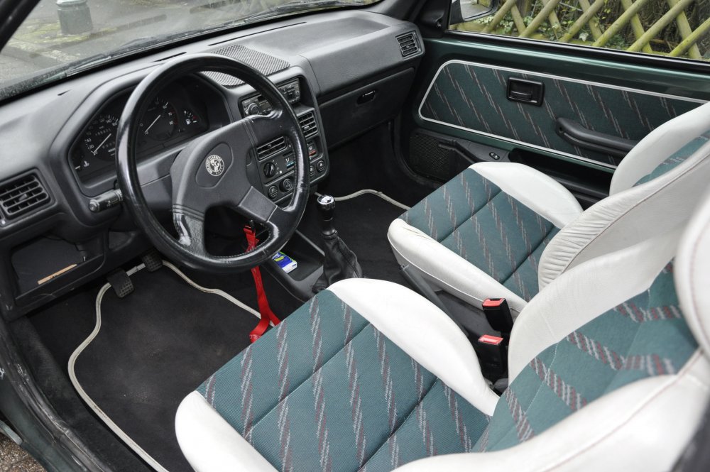 04-innenlebenfahrerseite-1089951492723366459.jpg