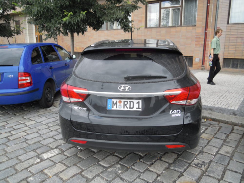S6415282.jpg