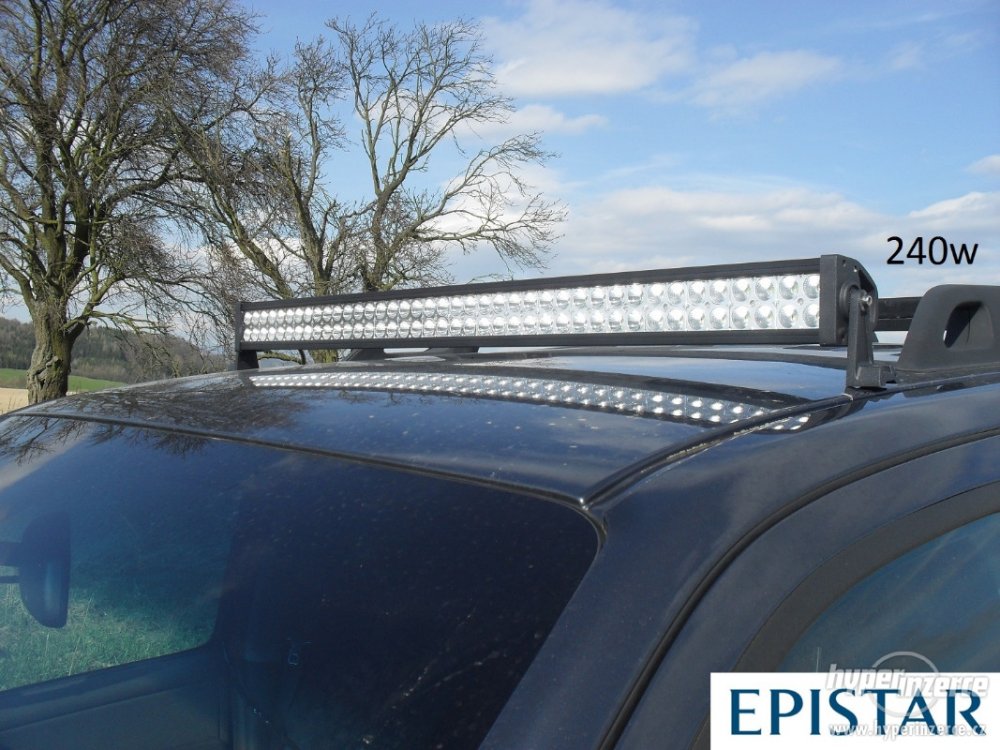 11499631-led-rampa-led-svetlo-led-dalkovy-reflektor-led-nove-5.jpg
