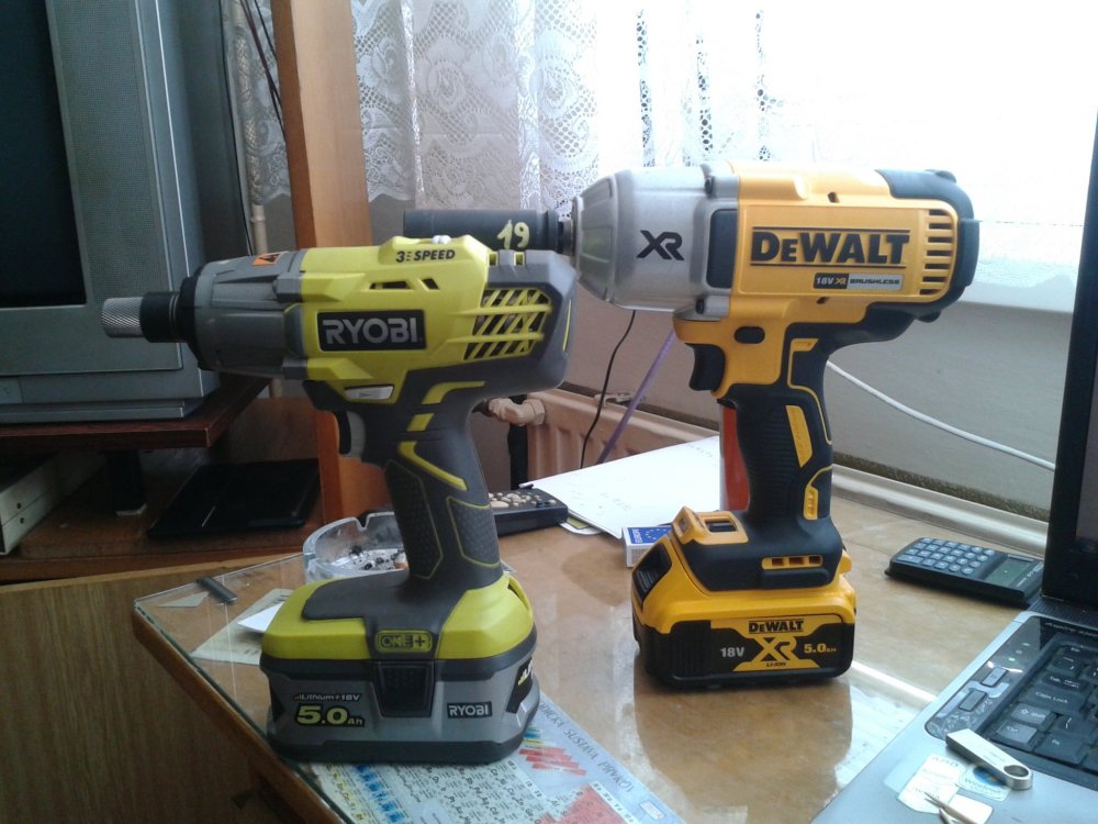 dewalt (2).jpg