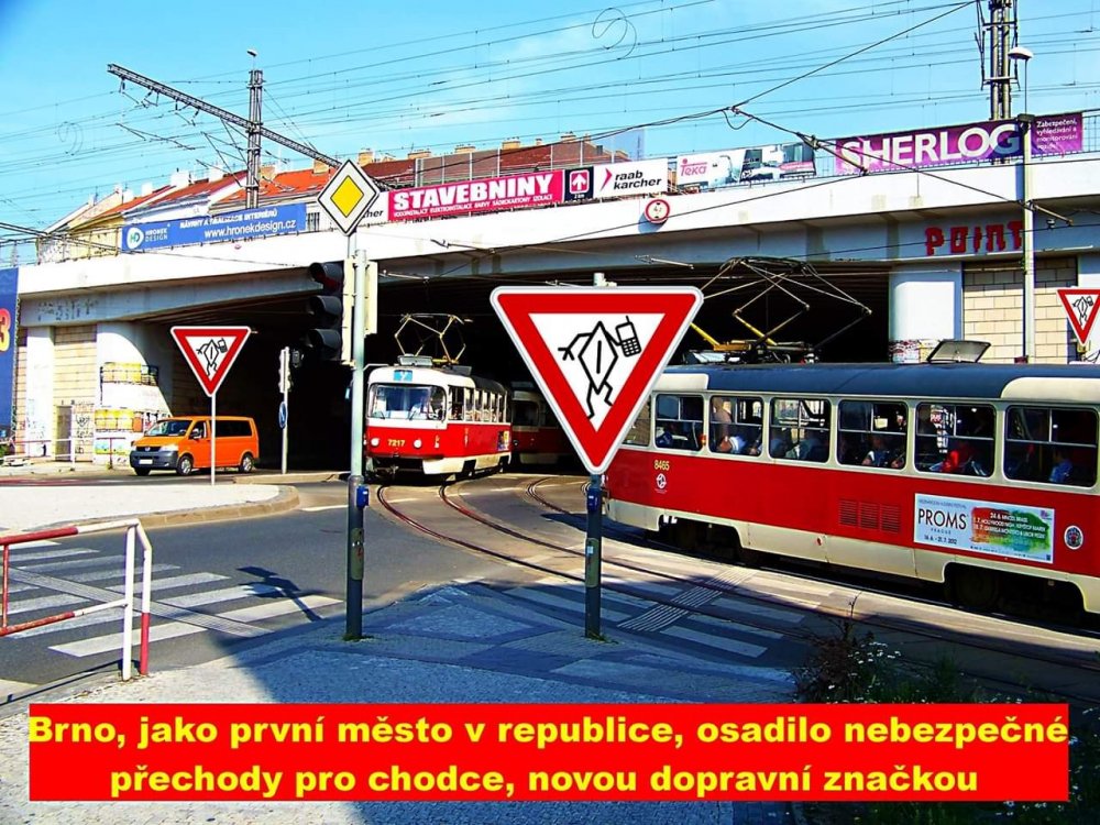 Pozor na chodce.jpg