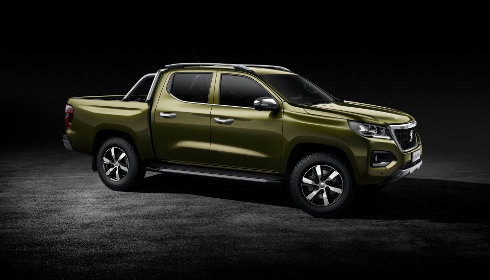 PEUGEOT_LANDTREK_2002STYP010.jpg