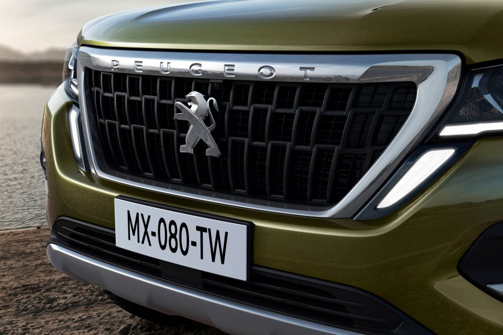 PEUGEOT_LANDTREK_2002STYP030.jpg