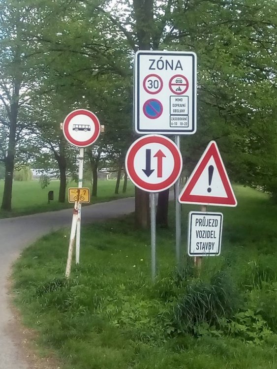 značky a.jpg