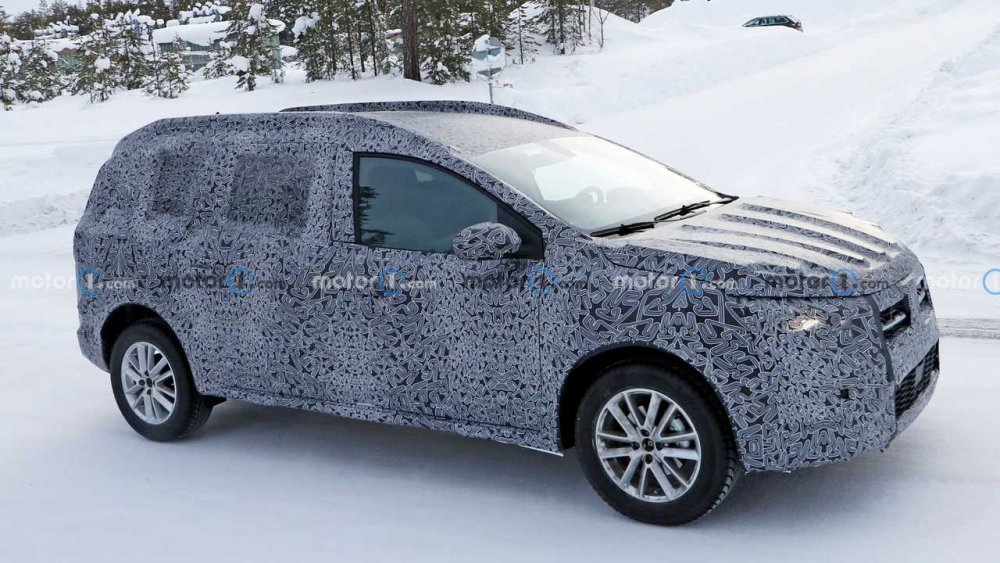 2022-dacia-logan-stepway-wagon-spy-photo.jpg