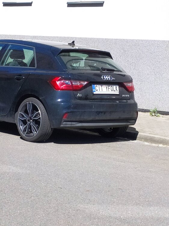 Audi.jpg