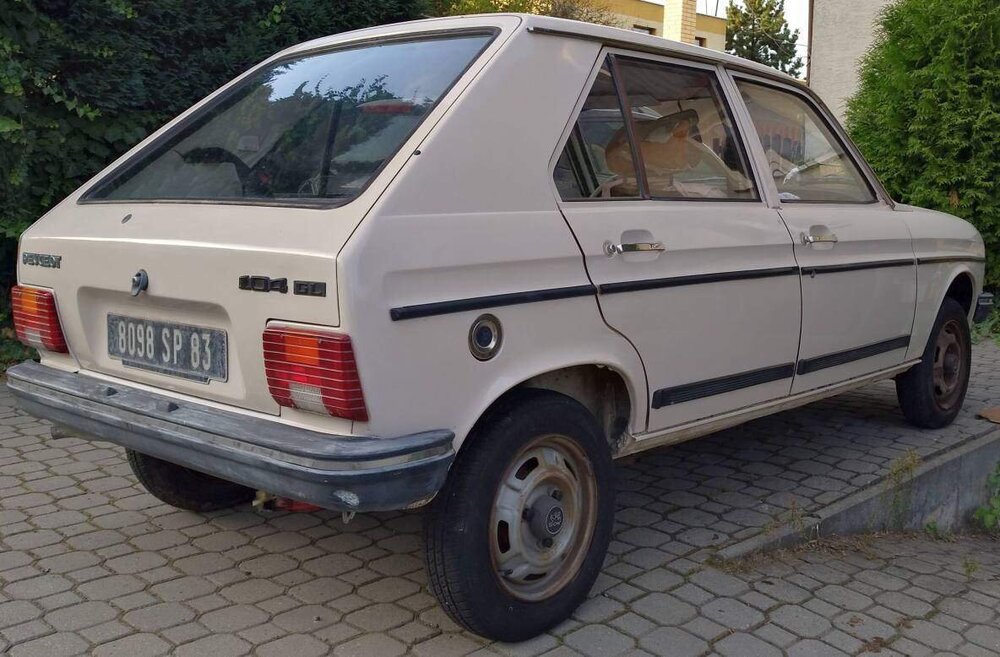 peugeot104.jpg