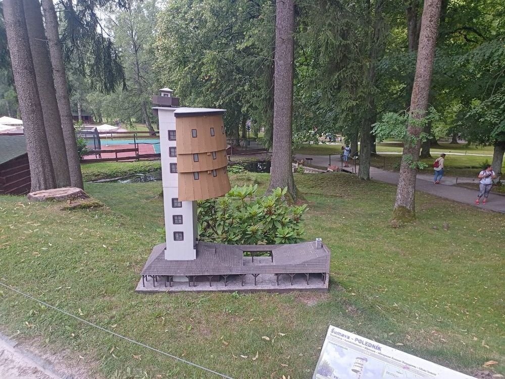mini5.jpg