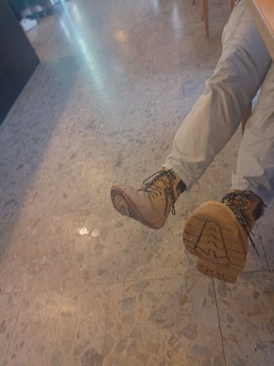 bota1.jpg