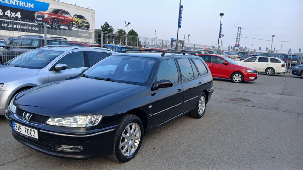 1b16d8f9-1c17-4804-a5e6-1bc9631bfe18.jpg